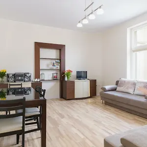  Apartment Kantaka